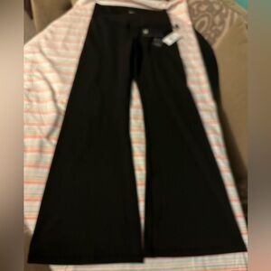 NWT PAC 1980 leggings M in black with flared legs